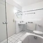 Hotel Voor 2 Gasten Op De Begane Grond 33-4 Friedeburg (Lower Saxony)