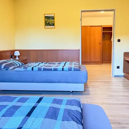 Hotel Voor 2 Gasten Op De Begane Grond 33-4 *