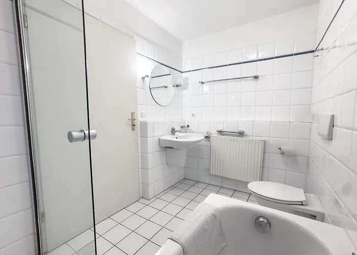 Hotel Voor 2 Gasten Op De Begane Grond 33-4 Friedeburg (Lower Saxony)